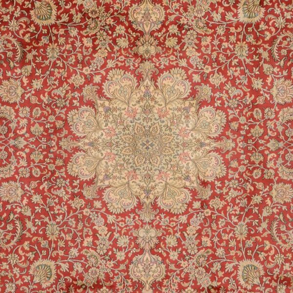 Kashmir Oriental Rug 244 × 304 cm, Silk, hand-knotted — view 5
