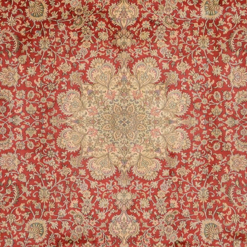 Kashmir Oriental Rug 244 × 304 cm, Silk, hand-knotted — view 5