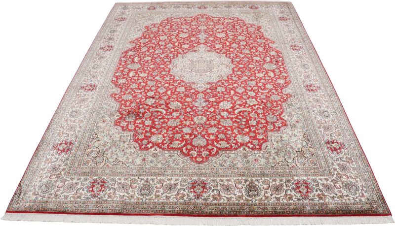 Kashmir Oriental Rug 244 × 335 cm, Silk, hand-knotted, pastel — view 2