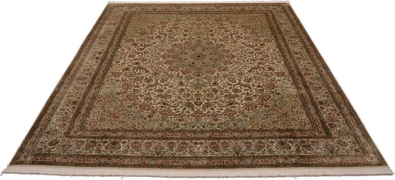 Kashmir Oriental Rug 245 × 307 cm, Silk, hand-knotted — view 2