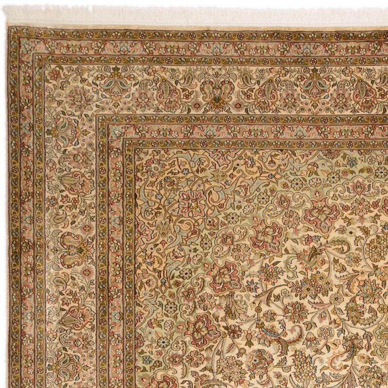 Kashmir Oriental Rug 245 × 307 cm, Silk, hand-knotted — view 5