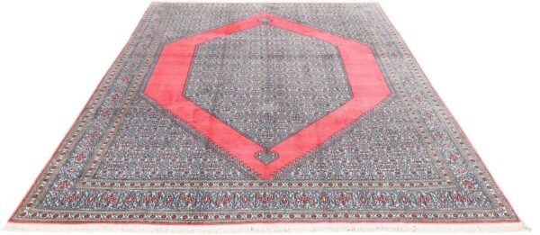 Kashmir Oriental Rug 245 × 326 cm, Silk, hand-knotted — view 2 Kashmir Oriental Rug 245 × 326 cm, Silk, hand-knotted — view 2