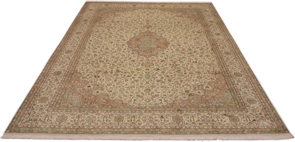 Kashmir Oriental Rug 245 × 336 cm, Silk, hand-knotted — view 2