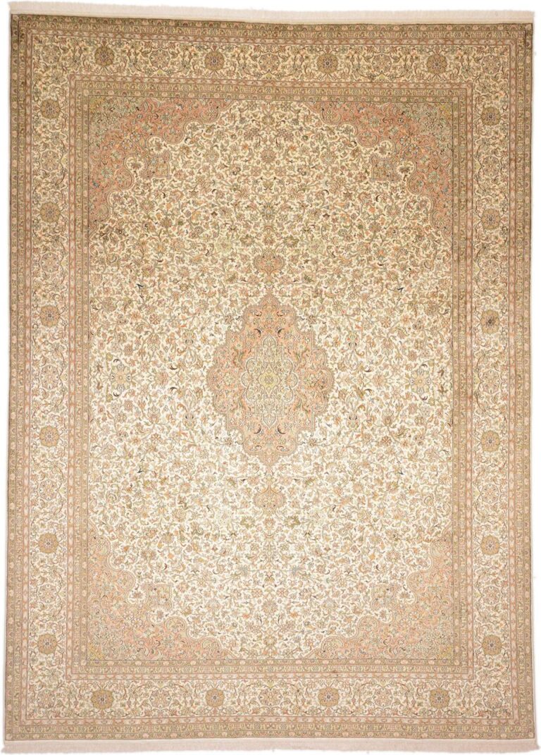 Kashmir Oriental Rug 245 × 336 cm, Silk, hand-knotted