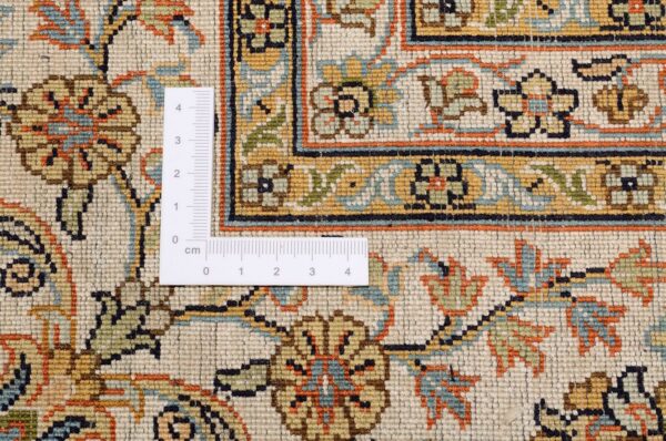 Kashmir Oriental Rug 246 × 250 cm, Silk, hand-knotted — view 3