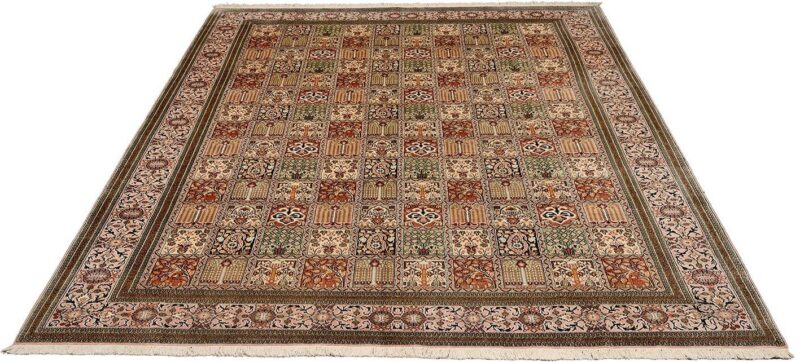 Kashmir Oriental Rug 246 × 333 cm, Silk, hand-knotted — view 2 Kashmir Oriental Rug 246 × 333 cm, Silk, hand-knotted — view 2