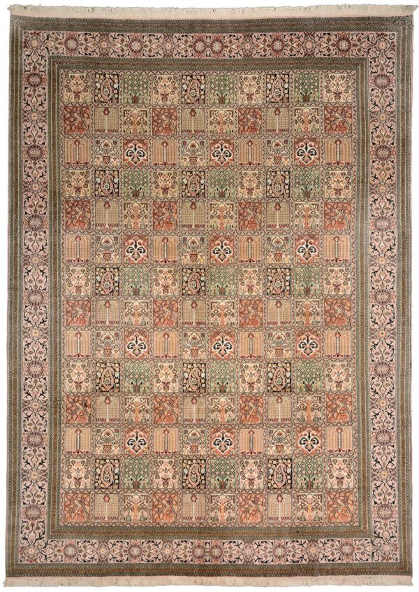 Kashmir Oriental Rug 246 × 333 cm, Silk, hand-knotted Kashmir Oriental Rug 246 × 333 cm, Silk, hand-knotted