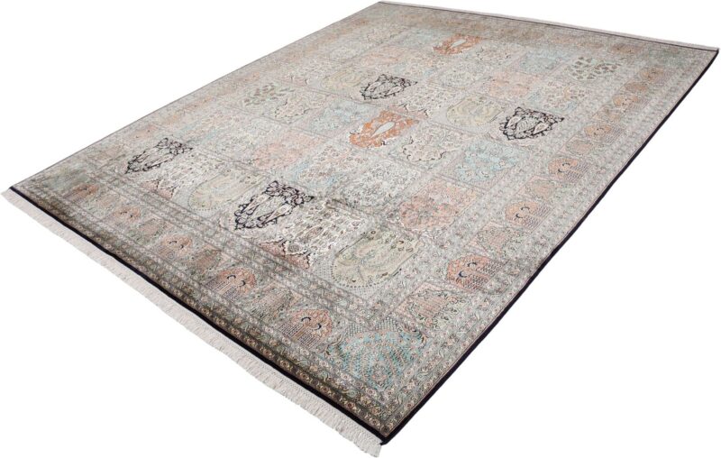 Kashmir Oriental Rug 248 × 300 cm, Silk, hand-knotted — view 3 Kashmir Oriental Rug 248 × 300 cm, Silk, hand-knotted — view 3