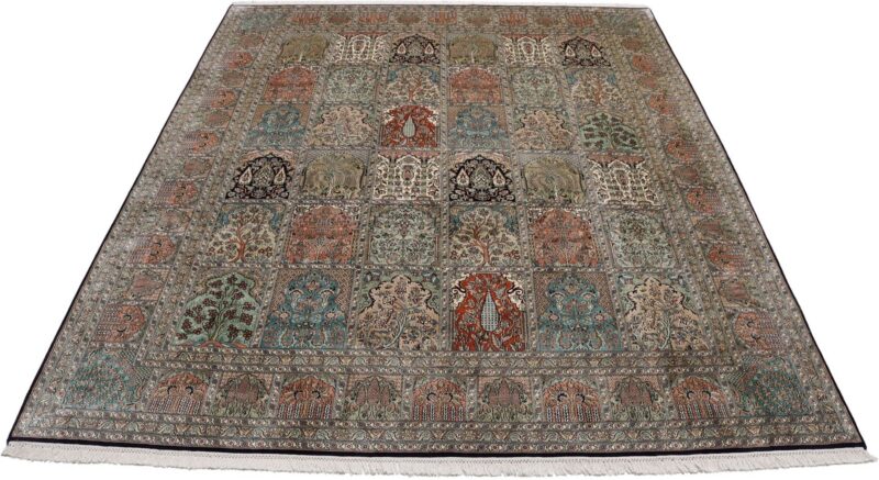 Kashmir Oriental Rug 248 × 300 cm, Silk, hand-knotted — view 5 Kashmir Oriental Rug 248 × 300 cm, Silk, hand-knotted — view 5