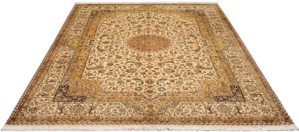 Kashmir Oriental Rug 248 × 328 cm, Silk, hand-knotted — view 2