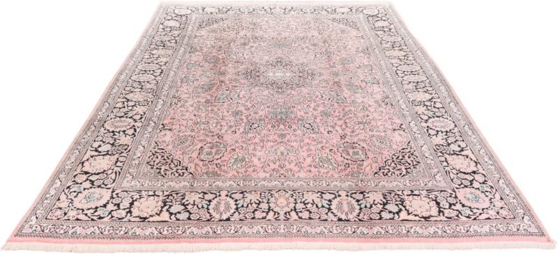 Kashmir Oriental Rug 252 × 338 cm, Silk, hand-knotted — view 2 Kashmir Oriental Rug 252 × 338 cm, Silk, hand-knotted — view 2
