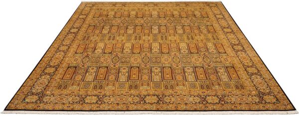 Kashmir Oriental Rug 275 × 367 cm, Silk, hand-knotted — view 2