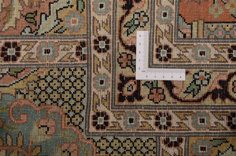 Kashmir Oriental Rug 281 × 299 cm, Silk, hand-knotted — view 3