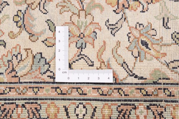 Kashmir Oriental Rug 70 × 434 cm, Silk, hand-knotted — view 3