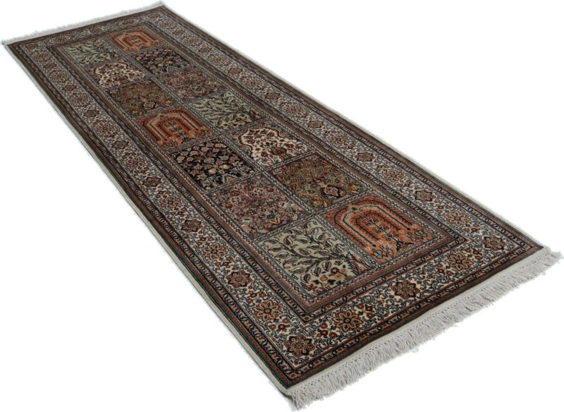 Kashmir Oriental Rug 76 × 213 cm, Silk, hand-knotted — view 4