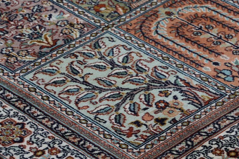 Kashmir Oriental Rug 76 × 213 cm, Silk, hand-knotted — view 8