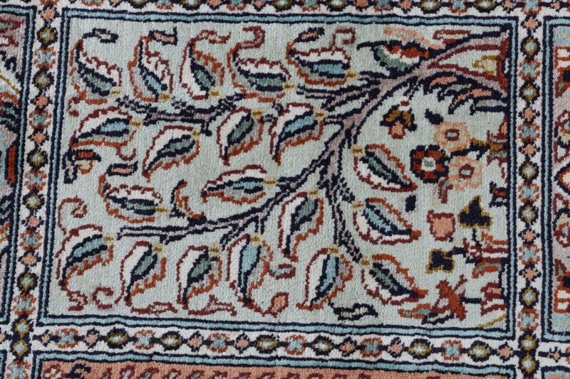 Kashmir Oriental Rug 76 × 213 cm, Silk, hand-knotted — view 9