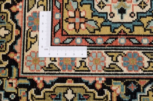 Kashmir Oriental Rug 76 × 350 cm, Silk, hand-knotted — view 3
