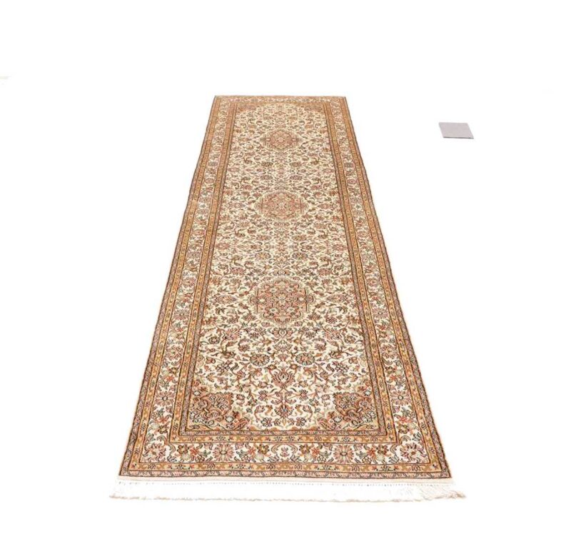 Kashmir Oriental Rug 79 × 271 cm, Silk, hand-knotted — view 4
