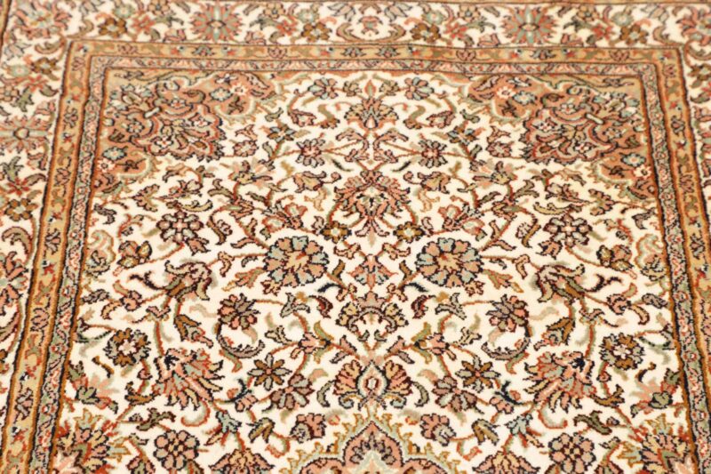 Kashmir Oriental Rug 79 × 271 cm, Silk, hand-knotted — view 7