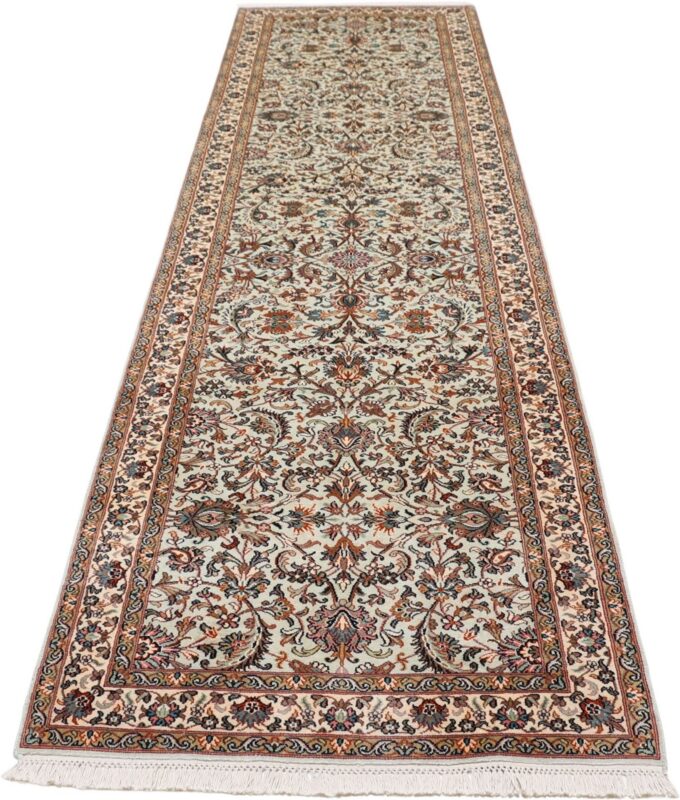 Kashmir Oriental Rug 83 × 303 cm, Silk, hand-knotted — view 7 Kashmir Oriental Rug 83 × 303 cm, Silk, hand-knotted — view 7