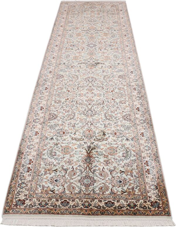 Kashmir Oriental Rug 83 × 303 cm, Silk, hand-knotted — view 2 Kashmir Oriental Rug 83 × 303 cm, Silk, hand-knotted — view 2