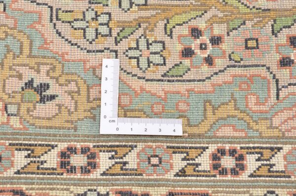 Kashmir Oriental Rug 83 × 306 cm, Silk, hand-knotted — view 4