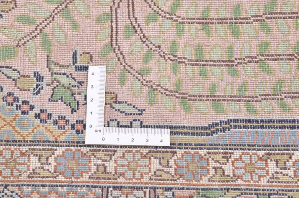Kashmir Oriental Rug 92 × 286 cm, Silk, hand-knotted — view 4