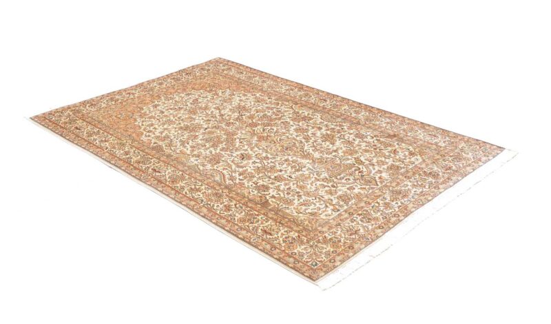 Kashmir Oriental Rug 127 × 185 cm, Silk, hand-knotted — view 3