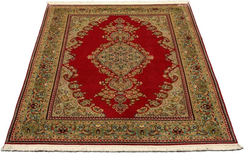 Kashmir Oriental Rug 137 × 197 cm, Silk, hand-knotted, refined — view 2 Kashmir Oriental Rug 137 × 197 cm, Silk, hand-knotted, refined — view 2
