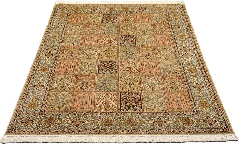Kashmir Oriental Rug 151 × 216 cm, Silk, hand-knotted — view 2