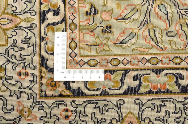 Kashmir Oriental Rug 151 × 216 cm, Silk, hand-knotted — view 3