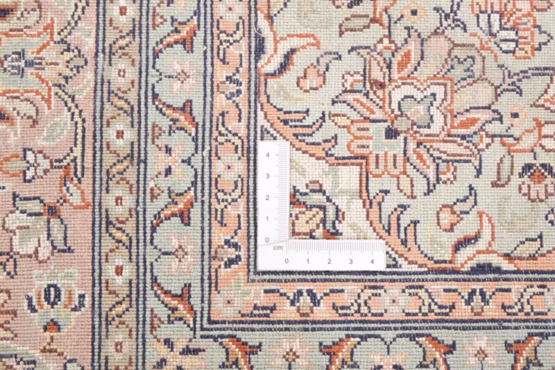 Kashmir Oriental Rug 170 × 250 cm, Silk, White/Beige, hand-knotted — view 3