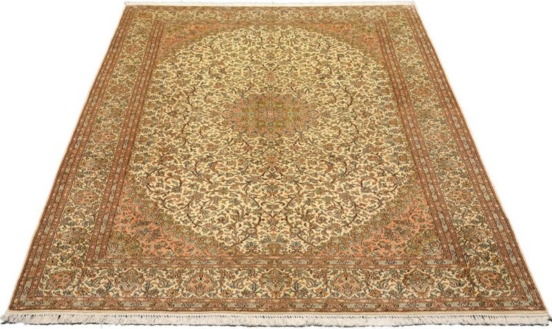 Kashmir Oriental Rug 174 × 245 cm, Silk, hand-knotted — view 2