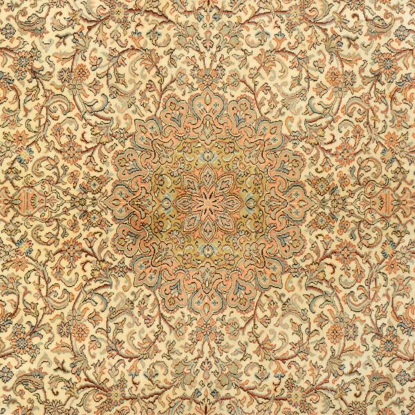 Kashmir Oriental Rug 174 × 245 cm, Silk, hand-knotted — view 4