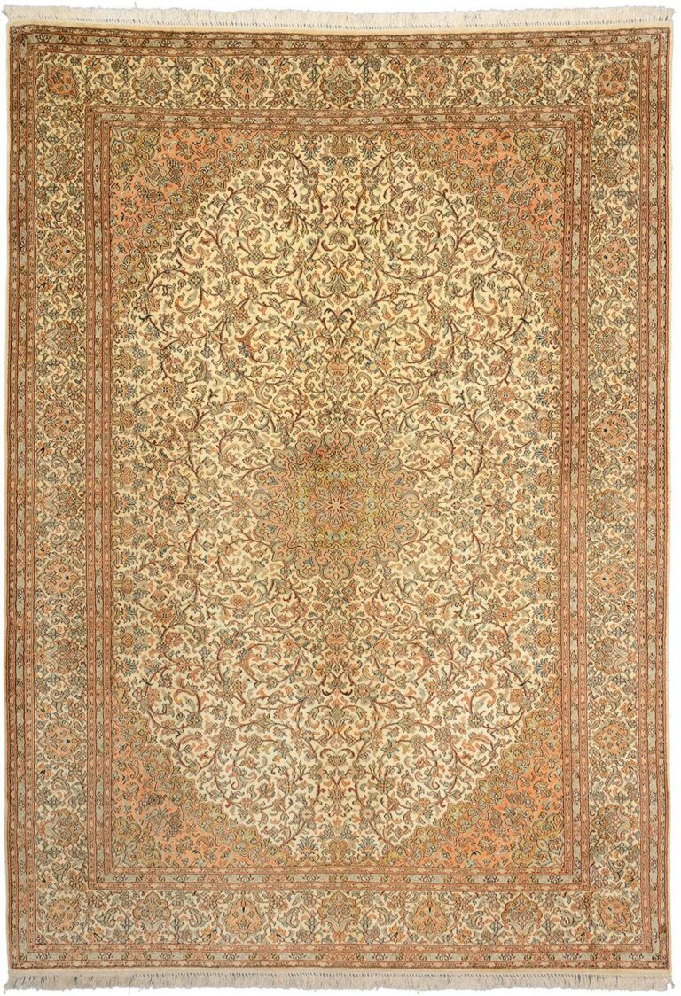 Kashmir Oriental Rug 174 × 245 cm, Silk, hand-knotted