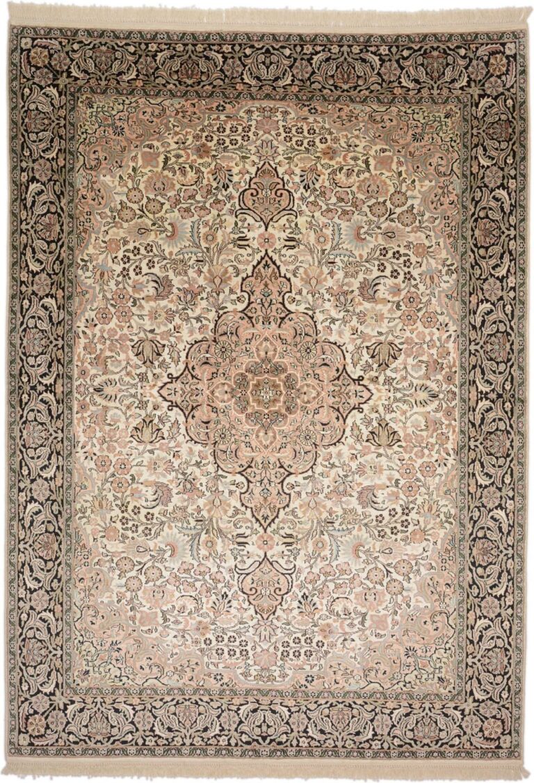 Kashmir Oriental Rug 188 × 264 cm, Silk, hand-knotted
