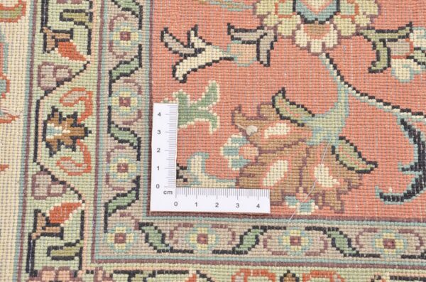 Kashmir Oriental Rug 190 × 276 cm, Silk, White/Beige, hand-knotted — view 4