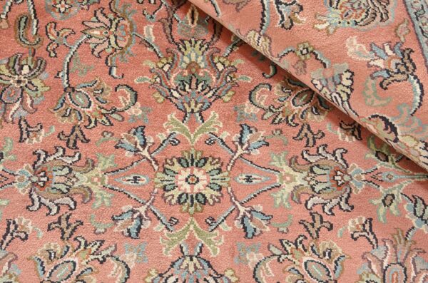 Kashmir Oriental Rug 190 × 276 cm, Silk, White/Beige, hand-knotted — view 5