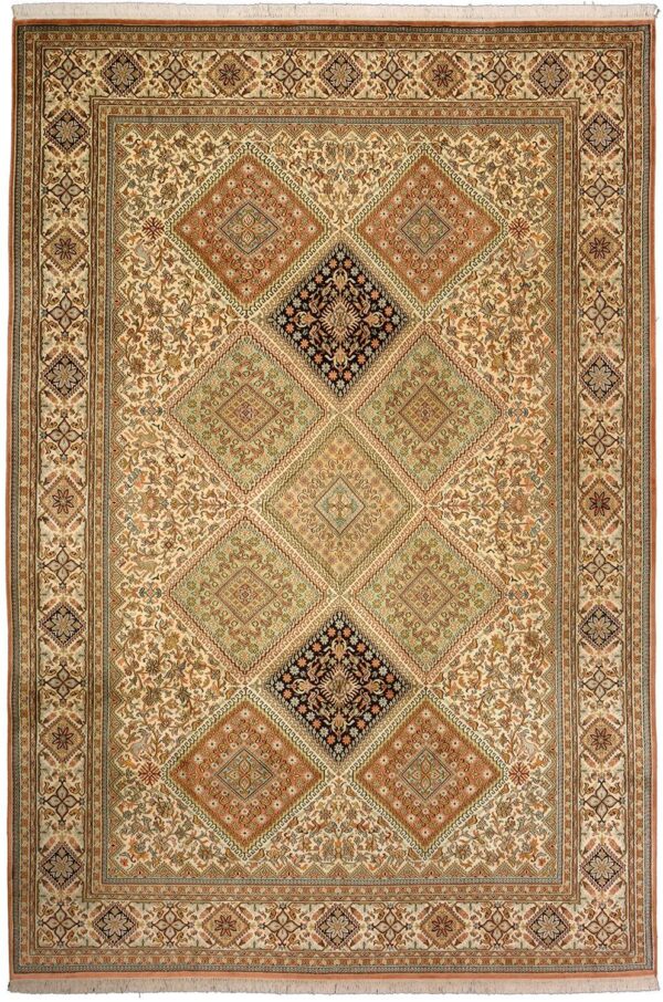 Kashmir Oriental Rug 218 × 319 cm, Silk, hand-knotted