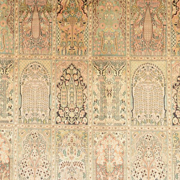 Kashmir Oriental Rug 243 × 320 cm, Silk, hand-knotted — view 4
