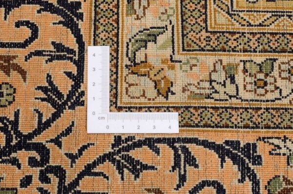 Kashmir Oriental Rug 243 × 333 cm, Silk, hand-knotted — view 3