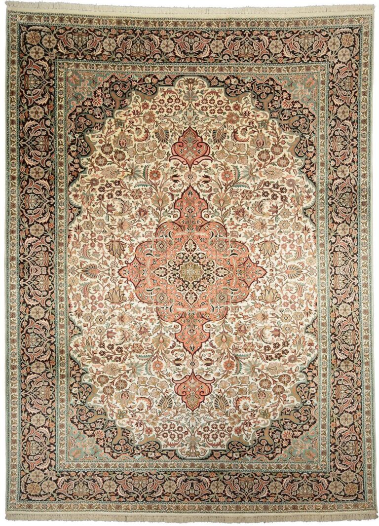 Kashmir Oriental Rug 270 × 366 cm, Silk, hand-knotted, fine