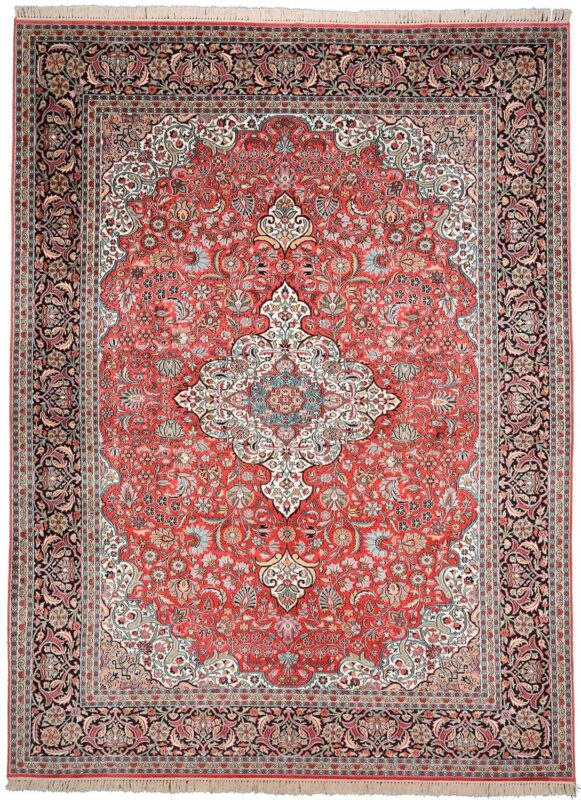 Kashmir Oriental Rug 271 × 365 cm, Silk, hand-knotted Kashmir Oriental Rug 271 × 365 cm, Silk, hand-knotted