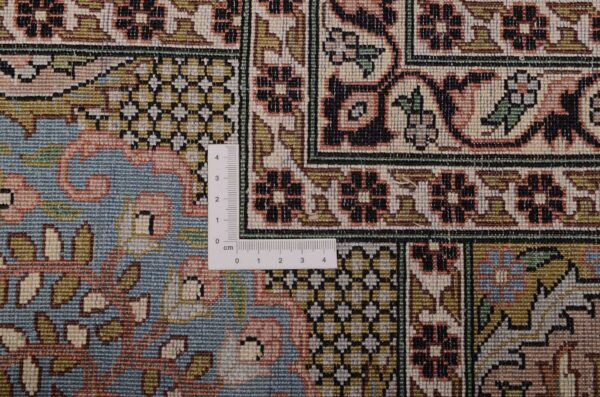 Kashmir Oriental Rug 282 × 354 cm, Silk, hand-knotted — view 3