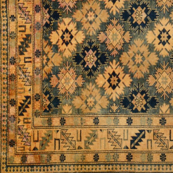 Kazak Shirvan Oriental Rug 150 × 190 cm, Wool, hand-knotted — view 4 Kazak Shirvan Oriental Rug 150 × 190 cm, Wool, hand-knotted — view 4