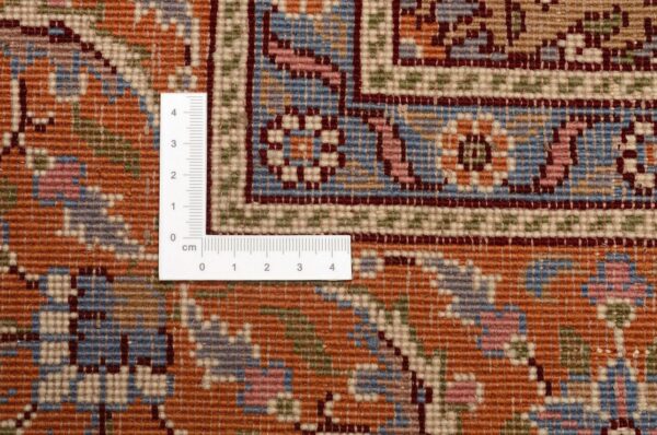 Latek Oriental Rug 116 × 190 cm, Wool, hand-knotted, antique — view 3