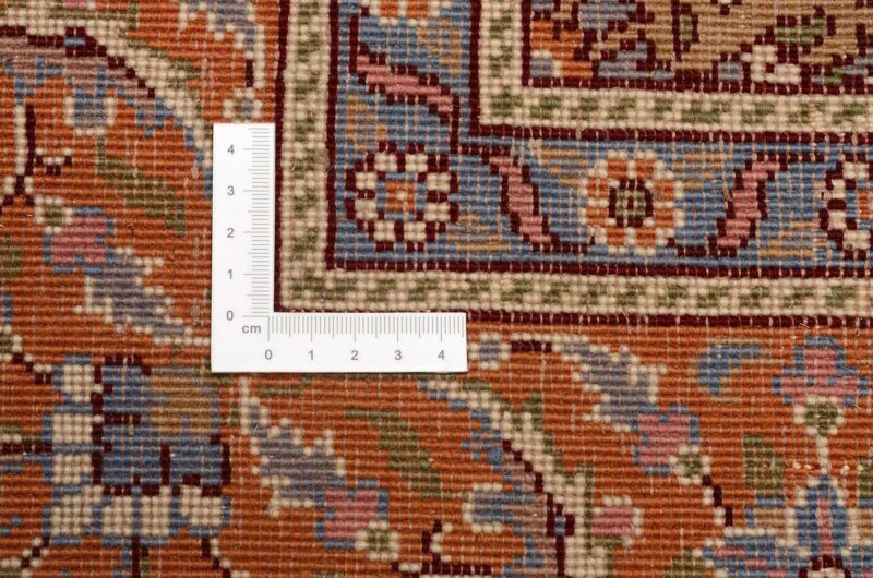 Latek Oriental Rug 116 × 190 cm, Wool, hand-knotted, antique — view 3