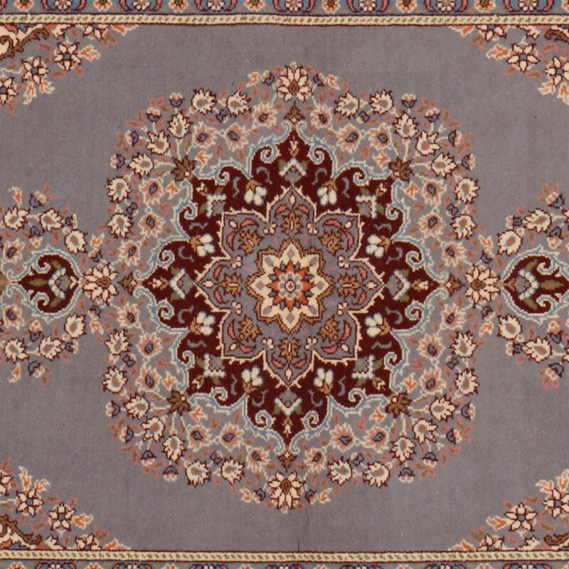 Latek Oriental Rug 116 × 190 cm, Wool, hand-knotted, antique — view 4