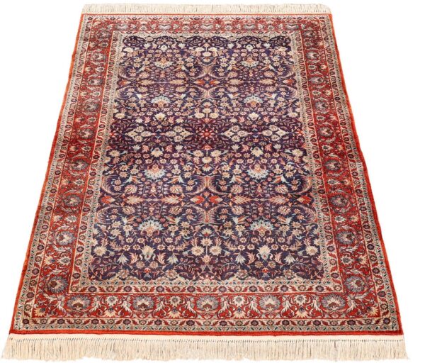 Peking Oriental Rug 105 × 146 cm, Silk, hand-knotted — view 2